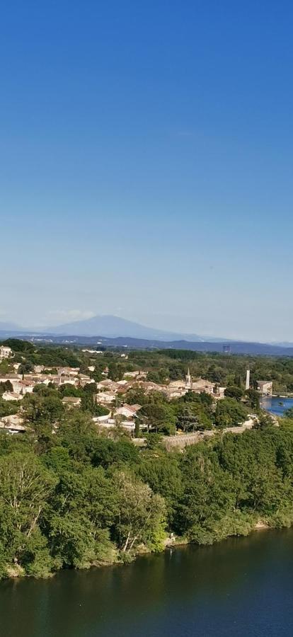 ホテル Espace Loisirs Saint-Martin-dʼArdèche エクステリア 写真